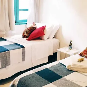 woman-trip-hostel-boutique-arraial-dajuda.hotelsportoseguro.com/
